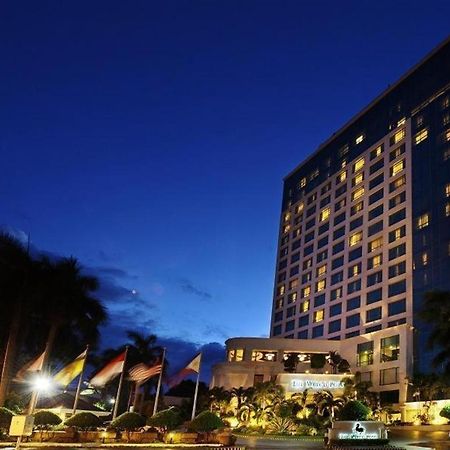 Marco Polo Davao Hotel Exterior photo